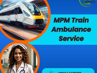 MPM Train Ambulance in Varanasi provides minute-by-minute monitoring to patients
